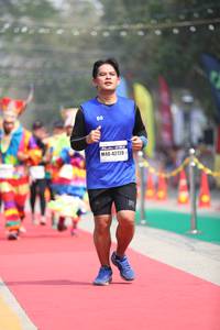 BIB: 42720
                            <button type="button" onclick="openModal(7360481)" class="btn btn-primary btn-sm float-right btn-popup" data-toggle="modal" data-target=".modal-high-quality">
                        <i class="fas fa-shopping-cart"></i> Add to Cart
                    </button>
                                            <button type="button" onclick="isThisMe(7360481, true)" class="btn btn-success btn-sm float-right btn-popup btn-isme hidden" data-toggle="tooltip" data-placement="bottom" title="นี่คือรูปของคุณใช่ไหม คลิกที่นี่เพื่อเอาเข้าอัลบั้ม">
                        <i class="fas fa-plus"></i> Add to album
                    </button>
                    <button type="button" onclick="isThisMe(7360481, false)" class="btn btn-warning btn-sm float-right btn-popup btn-isnotme hidden">
                        <i class="fas fa-ban"></i> Remove from album
                    </button>