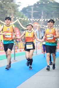 BIB: 11332, 10838, 10160
                            <button type="button" onclick="openModal(7533189)" class="btn btn-primary btn-sm float-right btn-popup" data-toggle="modal" data-target=".modal-high-quality">
                        <i class="fas fa-shopping-cart"></i> Add to Cart
                    </button>
                                            <button type="button" onclick="isThisMe(7533189, true)" class="btn btn-success btn-sm float-right btn-popup btn-isme hidden" data-toggle="tooltip" data-placement="bottom" title="นี่คือรูปของคุณใช่ไหม คลิกที่นี่เพื่อเอาเข้าอัลบั้ม">
                        <i class="fas fa-plus"></i> Add to album
                    </button>
                    <button type="button" onclick="isThisMe(7533189, false)" class="btn btn-warning btn-sm float-right btn-popup btn-isnotme hidden">
                        <i class="fas fa-ban"></i> Remove from album
                    </button>