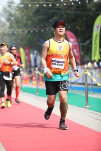 BIB: 42650
                            <button type="button" onclick="openModal(7359188)" class="btn btn-primary btn-sm float-right btn-popup" data-toggle="modal" data-target=".modal-high-quality">
                        <i class="fas fa-shopping-cart"></i> Add to Cart
                    </button>
                                            <button type="button" onclick="isThisMe(7359188, true)" class="btn btn-success btn-sm float-right btn-popup btn-isme hidden" data-toggle="tooltip" data-placement="bottom" title="นี่คือรูปของคุณใช่ไหม คลิกที่นี่เพื่อเอาเข้าอัลบั้ม">
                        <i class="fas fa-plus"></i> Add to album
                    </button>
                    <button type="button" onclick="isThisMe(7359188, false)" class="btn btn-warning btn-sm float-right btn-popup btn-isnotme hidden">
                        <i class="fas fa-ban"></i> Remove from album
                    </button>