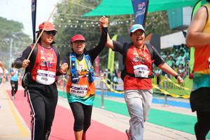 BIB: 41473
                            <button type="button" onclick="openModal(7359115)" class="btn btn-primary btn-sm float-right btn-popup" data-toggle="modal" data-target=".modal-high-quality">
                        <i class="fas fa-shopping-cart"></i> Add to Cart
                    </button>
                                            <button type="button" onclick="isThisMe(7359115, true)" class="btn btn-success btn-sm float-right btn-popup btn-isme hidden" data-toggle="tooltip" data-placement="bottom" title="นี่คือรูปของคุณใช่ไหม คลิกที่นี่เพื่อเอาเข้าอัลบั้ม">
                        <i class="fas fa-plus"></i> Add to album
                    </button>
                    <button type="button" onclick="isThisMe(7359115, false)" class="btn btn-warning btn-sm float-right btn-popup btn-isnotme hidden">
                        <i class="fas fa-ban"></i> Remove from album
                    </button>