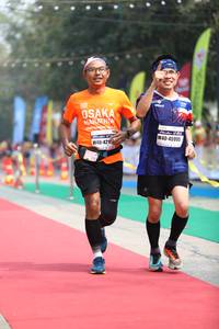 BIB: 11176, , 45995, 4210
                            <button type="button" onclick="openModal(7560110)" class="btn btn-primary btn-sm float-right btn-popup" data-toggle="modal" data-target=".modal-high-quality">
                        <i class="fas fa-shopping-cart"></i> Add to Cart
                    </button>
                                            <button type="button" onclick="isThisMe(7560110, true)" class="btn btn-success btn-sm float-right btn-popup btn-isme hidden" data-toggle="tooltip" data-placement="bottom" title="นี่คือรูปของคุณใช่ไหม คลิกที่นี่เพื่อเอาเข้าอัลบั้ม">
                        <i class="fas fa-plus"></i> Add to album
                    </button>
                    <button type="button" onclick="isThisMe(7560110, false)" class="btn btn-warning btn-sm float-right btn-popup btn-isnotme hidden">
                        <i class="fas fa-ban"></i> Remove from album
                    </button>
