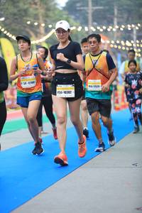 BIB: 17780, 17526, 10382
                            <button type="button" onclick="openModal(7522777)" class="btn btn-primary btn-sm float-right btn-popup" data-toggle="modal" data-target=".modal-high-quality">
                        <i class="fas fa-shopping-cart"></i> Add to Cart
                    </button>
                                            <button type="button" onclick="isThisMe(7522777, true)" class="btn btn-success btn-sm float-right btn-popup btn-isme hidden" data-toggle="tooltip" data-placement="bottom" title="นี่คือรูปของคุณใช่ไหม คลิกที่นี่เพื่อเอาเข้าอัลบั้ม">
                        <i class="fas fa-plus"></i> Add to album
                    </button>
                    <button type="button" onclick="isThisMe(7522777, false)" class="btn btn-warning btn-sm float-right btn-popup btn-isnotme hidden">
                        <i class="fas fa-ban"></i> Remove from album
                    </button>