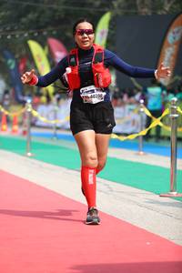 BIB: 40390
                            <button type="button" onclick="openModal(7359151)" class="btn btn-primary btn-sm float-right btn-popup" data-toggle="modal" data-target=".modal-high-quality">
                        <i class="fas fa-shopping-cart"></i> Add to Cart
                    </button>
                                            <button type="button" onclick="isThisMe(7359151, true)" class="btn btn-success btn-sm float-right btn-popup btn-isme hidden" data-toggle="tooltip" data-placement="bottom" title="นี่คือรูปของคุณใช่ไหม คลิกที่นี่เพื่อเอาเข้าอัลบั้ม">
                        <i class="fas fa-plus"></i> Add to album
                    </button>
                    <button type="button" onclick="isThisMe(7359151, false)" class="btn btn-warning btn-sm float-right btn-popup btn-isnotme hidden">
                        <i class="fas fa-ban"></i> Remove from album
                    </button>