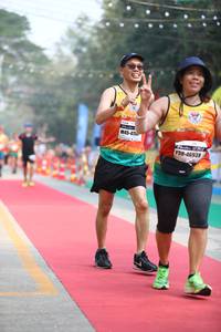 BIB: 475, 46938
                            <button type="button" onclick="openModal(7370955)" class="btn btn-primary btn-sm float-right btn-popup" data-toggle="modal" data-target=".modal-high-quality">
                        <i class="fas fa-shopping-cart"></i> Add to Cart
                    </button>
                                            <button type="button" onclick="isThisMe(7370955, true)" class="btn btn-success btn-sm float-right btn-popup btn-isme hidden" data-toggle="tooltip" data-placement="bottom" title="นี่คือรูปของคุณใช่ไหม คลิกที่นี่เพื่อเอาเข้าอัลบั้ม">
                        <i class="fas fa-plus"></i> Add to album
                    </button>
                    <button type="button" onclick="isThisMe(7370955, false)" class="btn btn-warning btn-sm float-right btn-popup btn-isnotme hidden">
                        <i class="fas fa-ban"></i> Remove from album
                    </button>