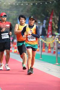 BIB: 3042561, 40507
                            <button type="button" onclick="openModal(7369726)" class="btn btn-primary btn-sm float-right btn-popup" data-toggle="modal" data-target=".modal-high-quality">
                        <i class="fas fa-shopping-cart"></i> Add to Cart
                    </button>
                                            <button type="button" onclick="isThisMe(7369726, true)" class="btn btn-success btn-sm float-right btn-popup btn-isme hidden" data-toggle="tooltip" data-placement="bottom" title="นี่คือรูปของคุณใช่ไหม คลิกที่นี่เพื่อเอาเข้าอัลบั้ม">
                        <i class="fas fa-plus"></i> Add to album
                    </button>
                    <button type="button" onclick="isThisMe(7369726, false)" class="btn btn-warning btn-sm float-right btn-popup btn-isnotme hidden">
                        <i class="fas fa-ban"></i> Remove from album
                    </button>