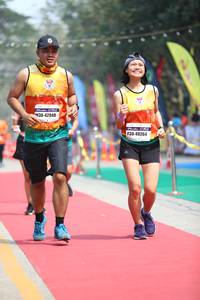 BIB: 42940, 40264
                            <button type="button" onclick="openModal(7361197)" class="btn btn-primary btn-sm float-right btn-popup" data-toggle="modal" data-target=".modal-high-quality">
                        <i class="fas fa-shopping-cart"></i> Add to Cart
                    </button>
                                            <button type="button" onclick="isThisMe(7361197, true)" class="btn btn-success btn-sm float-right btn-popup btn-isme hidden" data-toggle="tooltip" data-placement="bottom" title="นี่คือรูปของคุณใช่ไหม คลิกที่นี่เพื่อเอาเข้าอัลบั้ม">
                        <i class="fas fa-plus"></i> Add to album
                    </button>
                    <button type="button" onclick="isThisMe(7361197, false)" class="btn btn-warning btn-sm float-right btn-popup btn-isnotme hidden">
                        <i class="fas fa-ban"></i> Remove from album
                    </button>