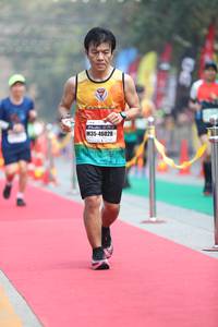 BIB: 46028
                            <button type="button" onclick="openModal(7412223)" class="btn btn-primary btn-sm float-right btn-popup" data-toggle="modal" data-target=".modal-high-quality">
                        <i class="fas fa-shopping-cart"></i> Add to Cart
                    </button>
                                            <button type="button" onclick="isThisMe(7412223, true)" class="btn btn-success btn-sm float-right btn-popup btn-isme hidden" data-toggle="tooltip" data-placement="bottom" title="นี่คือรูปของคุณใช่ไหม คลิกที่นี่เพื่อเอาเข้าอัลบั้ม">
                        <i class="fas fa-plus"></i> Add to album
                    </button>
                    <button type="button" onclick="isThisMe(7412223, false)" class="btn btn-warning btn-sm float-right btn-popup btn-isnotme hidden">
                        <i class="fas fa-ban"></i> Remove from album
                    </button>