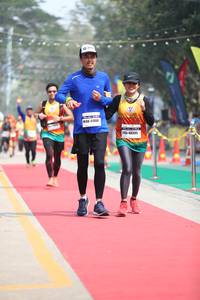 BIB: 4708, 40305
                            <button type="button" onclick="openModal(7360103)" class="btn btn-primary btn-sm float-right btn-popup" data-toggle="modal" data-target=".modal-high-quality">
                        <i class="fas fa-shopping-cart"></i> Add to Cart
                    </button>
                                            <button type="button" onclick="isThisMe(7360103, true)" class="btn btn-success btn-sm float-right btn-popup btn-isme hidden" data-toggle="tooltip" data-placement="bottom" title="นี่คือรูปของคุณใช่ไหม คลิกที่นี่เพื่อเอาเข้าอัลบั้ม">
                        <i class="fas fa-plus"></i> Add to album
                    </button>
                    <button type="button" onclick="isThisMe(7360103, false)" class="btn btn-warning btn-sm float-right btn-popup btn-isnotme hidden">
                        <i class="fas fa-ban"></i> Remove from album
                    </button>