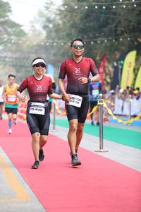 BIB: 5424, 4000
                            <button type="button" onclick="openModal(7403044)" class="btn btn-primary btn-sm float-right btn-popup" data-toggle="modal" data-target=".modal-high-quality">
                        <i class="fas fa-shopping-cart"></i> Add to Cart
                    </button>
                                            <button type="button" onclick="isThisMe(7403044, true)" class="btn btn-success btn-sm float-right btn-popup btn-isme hidden" data-toggle="tooltip" data-placement="bottom" title="นี่คือรูปของคุณใช่ไหม คลิกที่นี่เพื่อเอาเข้าอัลบั้ม">
                        <i class="fas fa-plus"></i> Add to album
                    </button>
                    <button type="button" onclick="isThisMe(7403044, false)" class="btn btn-warning btn-sm float-right btn-popup btn-isnotme hidden">
                        <i class="fas fa-ban"></i> Remove from album
                    </button>