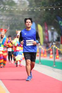 BIB: 42720
                            <button type="button" onclick="openModal(7360479)" class="btn btn-primary btn-sm float-right btn-popup" data-toggle="modal" data-target=".modal-high-quality">
                        <i class="fas fa-shopping-cart"></i> Add to Cart
                    </button>
                                            <button type="button" onclick="isThisMe(7360479, true)" class="btn btn-success btn-sm float-right btn-popup btn-isme hidden" data-toggle="tooltip" data-placement="bottom" title="นี่คือรูปของคุณใช่ไหม คลิกที่นี่เพื่อเอาเข้าอัลบั้ม">
                        <i class="fas fa-plus"></i> Add to album
                    </button>
                    <button type="button" onclick="isThisMe(7360479, false)" class="btn btn-warning btn-sm float-right btn-popup btn-isnotme hidden">
                        <i class="fas fa-ban"></i> Remove from album
                    </button>