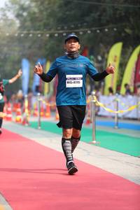 BIB: 41795
                            <button type="button" onclick="openModal(7366788)" class="btn btn-primary btn-sm float-right btn-popup" data-toggle="modal" data-target=".modal-high-quality">
                        <i class="fas fa-shopping-cart"></i> Add to Cart
                    </button>
                                            <button type="button" onclick="isThisMe(7366788, true)" class="btn btn-success btn-sm float-right btn-popup btn-isme hidden" data-toggle="tooltip" data-placement="bottom" title="นี่คือรูปของคุณใช่ไหม คลิกที่นี่เพื่อเอาเข้าอัลบั้ม">
                        <i class="fas fa-plus"></i> Add to album
                    </button>
                    <button type="button" onclick="isThisMe(7366788, false)" class="btn btn-warning btn-sm float-right btn-popup btn-isnotme hidden">
                        <i class="fas fa-ban"></i> Remove from album
                    </button>