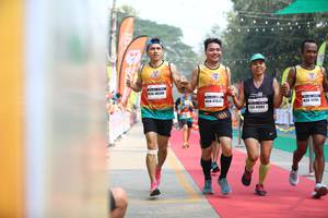 BIB: 465, 5047838, 4102
                            <button type="button" onclick="openModal(7386594)" class="btn btn-primary btn-sm float-right btn-popup" data-toggle="modal" data-target=".modal-high-quality">
                        <i class="fas fa-shopping-cart"></i> Add to Cart
                    </button>
                                            <button type="button" onclick="isThisMe(7386594, true)" class="btn btn-success btn-sm float-right btn-popup btn-isme hidden" data-toggle="tooltip" data-placement="bottom" title="นี่คือรูปของคุณใช่ไหม คลิกที่นี่เพื่อเอาเข้าอัลบั้ม">
                        <i class="fas fa-plus"></i> Add to album
                    </button>
                    <button type="button" onclick="isThisMe(7386594, false)" class="btn btn-warning btn-sm float-right btn-popup btn-isnotme hidden">
                        <i class="fas fa-ban"></i> Remove from album
                    </button>