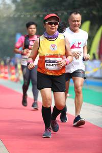 BIB: 4229
                            <button type="button" onclick="openModal(7366117)" class="btn btn-primary btn-sm float-right btn-popup" data-toggle="modal" data-target=".modal-high-quality">
                        <i class="fas fa-shopping-cart"></i> Add to Cart
                    </button>
                                            <button type="button" onclick="isThisMe(7366117, true)" class="btn btn-success btn-sm float-right btn-popup btn-isme hidden" data-toggle="tooltip" data-placement="bottom" title="นี่คือรูปของคุณใช่ไหม คลิกที่นี่เพื่อเอาเข้าอัลบั้ม">
                        <i class="fas fa-plus"></i> Add to album
                    </button>
                    <button type="button" onclick="isThisMe(7366117, false)" class="btn btn-warning btn-sm float-right btn-popup btn-isnotme hidden">
                        <i class="fas fa-ban"></i> Remove from album
                    </button>