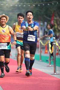 BIB: 42754, 48517, 41728
                            <button type="button" onclick="openModal(7386526)" class="btn btn-primary btn-sm float-right btn-popup" data-toggle="modal" data-target=".modal-high-quality">
                        <i class="fas fa-shopping-cart"></i> Add to Cart
                    </button>
                                            <button type="button" onclick="isThisMe(7386526, true)" class="btn btn-success btn-sm float-right btn-popup btn-isme hidden" data-toggle="tooltip" data-placement="bottom" title="นี่คือรูปของคุณใช่ไหม คลิกที่นี่เพื่อเอาเข้าอัลบั้ม">
                        <i class="fas fa-plus"></i> Add to album
                    </button>
                    <button type="button" onclick="isThisMe(7386526, false)" class="btn btn-warning btn-sm float-right btn-popup btn-isnotme hidden">
                        <i class="fas fa-ban"></i> Remove from album
                    </button>