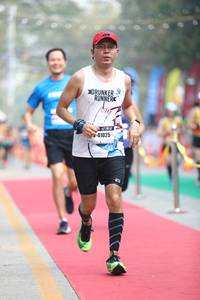 BIB: 41025
                            <button type="button" onclick="openModal(7403889)" class="btn btn-primary btn-sm float-right btn-popup" data-toggle="modal" data-target=".modal-high-quality">
                        <i class="fas fa-shopping-cart"></i> Add to Cart
                    </button>
                                            <button type="button" onclick="isThisMe(7403889, true)" class="btn btn-success btn-sm float-right btn-popup btn-isme hidden" data-toggle="tooltip" data-placement="bottom" title="นี่คือรูปของคุณใช่ไหม คลิกที่นี่เพื่อเอาเข้าอัลบั้ม">
                        <i class="fas fa-plus"></i> Add to album
                    </button>
                    <button type="button" onclick="isThisMe(7403889, false)" class="btn btn-warning btn-sm float-right btn-popup btn-isnotme hidden">
                        <i class="fas fa-ban"></i> Remove from album
                    </button>