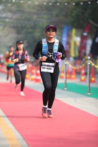 BIB: 40351
                            <button type="button" onclick="openModal(7367118)" class="btn btn-primary btn-sm float-right btn-popup" data-toggle="modal" data-target=".modal-high-quality">
                        <i class="fas fa-shopping-cart"></i> Add to Cart
                    </button>
                                            <button type="button" onclick="isThisMe(7367118, true)" class="btn btn-success btn-sm float-right btn-popup btn-isme hidden" data-toggle="tooltip" data-placement="bottom" title="นี่คือรูปของคุณใช่ไหม คลิกที่นี่เพื่อเอาเข้าอัลบั้ม">
                        <i class="fas fa-plus"></i> Add to album
                    </button>
                    <button type="button" onclick="isThisMe(7367118, false)" class="btn btn-warning btn-sm float-right btn-popup btn-isnotme hidden">
                        <i class="fas fa-ban"></i> Remove from album
                    </button>