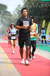 BIB: 1000, 11235, 4536, 4728
                            <button type="button" onclick="openModal(7555462)" class="btn btn-primary btn-sm float-right btn-popup" data-toggle="modal" data-target=".modal-high-quality">
                        <i class="fas fa-shopping-cart"></i> Add to Cart
                    </button>
                                            <button type="button" onclick="isThisMe(7555462, true)" class="btn btn-success btn-sm float-right btn-popup btn-isme hidden" data-toggle="tooltip" data-placement="bottom" title="นี่คือรูปของคุณใช่ไหม คลิกที่นี่เพื่อเอาเข้าอัลบั้ม">
                        <i class="fas fa-plus"></i> Add to album
                    </button>
                    <button type="button" onclick="isThisMe(7555462, false)" class="btn btn-warning btn-sm float-right btn-popup btn-isnotme hidden">
                        <i class="fas fa-ban"></i> Remove from album
                    </button>