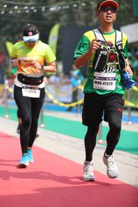 BIB: 41920, 1127
                            <button type="button" onclick="openModal(7359234)" class="btn btn-primary btn-sm float-right btn-popup" data-toggle="modal" data-target=".modal-high-quality">
                        <i class="fas fa-shopping-cart"></i> Add to Cart
                    </button>
                                            <button type="button" onclick="isThisMe(7359234, true)" class="btn btn-success btn-sm float-right btn-popup btn-isme hidden" data-toggle="tooltip" data-placement="bottom" title="นี่คือรูปของคุณใช่ไหม คลิกที่นี่เพื่อเอาเข้าอัลบั้ม">
                        <i class="fas fa-plus"></i> Add to album
                    </button>
                    <button type="button" onclick="isThisMe(7359234, false)" class="btn btn-warning btn-sm float-right btn-popup btn-isnotme hidden">
                        <i class="fas fa-ban"></i> Remove from album
                    </button>