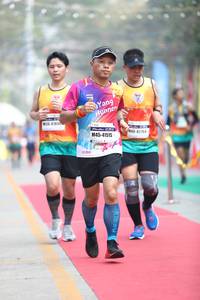 BIB: 304, 4264, 41515
                            <button type="button" onclick="openModal(7411321)" class="btn btn-primary btn-sm float-right btn-popup" data-toggle="modal" data-target=".modal-high-quality">
                        <i class="fas fa-shopping-cart"></i> Add to Cart
                    </button>
                                            <button type="button" onclick="isThisMe(7411321, true)" class="btn btn-success btn-sm float-right btn-popup btn-isme hidden" data-toggle="tooltip" data-placement="bottom" title="นี่คือรูปของคุณใช่ไหม คลิกที่นี่เพื่อเอาเข้าอัลบั้ม">
                        <i class="fas fa-plus"></i> Add to album
                    </button>
                    <button type="button" onclick="isThisMe(7411321, false)" class="btn btn-warning btn-sm float-right btn-popup btn-isnotme hidden">
                        <i class="fas fa-ban"></i> Remove from album
                    </button>