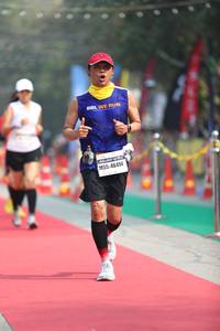 BIB: 46494
                            <button type="button" onclick="openModal(7367681)" class="btn btn-primary btn-sm float-right btn-popup" data-toggle="modal" data-target=".modal-high-quality">
                        <i class="fas fa-shopping-cart"></i> Add to Cart
                    </button>
                                            <button type="button" onclick="isThisMe(7367681, true)" class="btn btn-success btn-sm float-right btn-popup btn-isme hidden" data-toggle="tooltip" data-placement="bottom" title="นี่คือรูปของคุณใช่ไหม คลิกที่นี่เพื่อเอาเข้าอัลบั้ม">
                        <i class="fas fa-plus"></i> Add to album
                    </button>
                    <button type="button" onclick="isThisMe(7367681, false)" class="btn btn-warning btn-sm float-right btn-popup btn-isnotme hidden">
                        <i class="fas fa-ban"></i> Remove from album
                    </button>