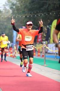 BIB: 4146
                            <button type="button" onclick="openModal(7367330)" class="btn btn-primary btn-sm float-right btn-popup" data-toggle="modal" data-target=".modal-high-quality">
                        <i class="fas fa-shopping-cart"></i> Add to Cart
                    </button>
                                            <button type="button" onclick="isThisMe(7367330, true)" class="btn btn-success btn-sm float-right btn-popup btn-isme hidden" data-toggle="tooltip" data-placement="bottom" title="นี่คือรูปของคุณใช่ไหม คลิกที่นี่เพื่อเอาเข้าอัลบั้ม">
                        <i class="fas fa-plus"></i> Add to album
                    </button>
                    <button type="button" onclick="isThisMe(7367330, false)" class="btn btn-warning btn-sm float-right btn-popup btn-isnotme hidden">
                        <i class="fas fa-ban"></i> Remove from album
                    </button>