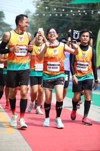 BIB: 171, 40780, 40937, 45938
                            <button type="button" onclick="openModal(7543289)" class="btn btn-primary btn-sm float-right btn-popup" data-toggle="modal" data-target=".modal-high-quality">
                        <i class="fas fa-shopping-cart"></i> Add to Cart
                    </button>
                                            <button type="button" onclick="isThisMe(7543289, true)" class="btn btn-success btn-sm float-right btn-popup btn-isme hidden" data-toggle="tooltip" data-placement="bottom" title="นี่คือรูปของคุณใช่ไหม คลิกที่นี่เพื่อเอาเข้าอัลบั้ม">
                        <i class="fas fa-plus"></i> Add to album
                    </button>
                    <button type="button" onclick="isThisMe(7543289, false)" class="btn btn-warning btn-sm float-right btn-popup btn-isnotme hidden">
                        <i class="fas fa-ban"></i> Remove from album
                    </button>