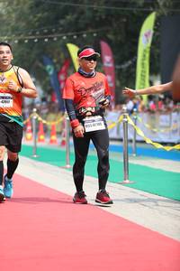 BIB: 42917, 42109
                            <button type="button" onclick="openModal(7359111)" class="btn btn-primary btn-sm float-right btn-popup" data-toggle="modal" data-target=".modal-high-quality">
                        <i class="fas fa-shopping-cart"></i> Add to Cart
                    </button>
                                            <button type="button" onclick="isThisMe(7359111, true)" class="btn btn-success btn-sm float-right btn-popup btn-isme hidden" data-toggle="tooltip" data-placement="bottom" title="นี่คือรูปของคุณใช่ไหม คลิกที่นี่เพื่อเอาเข้าอัลบั้ม">
                        <i class="fas fa-plus"></i> Add to album
                    </button>
                    <button type="button" onclick="isThisMe(7359111, false)" class="btn btn-warning btn-sm float-right btn-popup btn-isnotme hidden">
                        <i class="fas fa-ban"></i> Remove from album
                    </button>