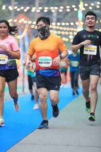 BIB: 10429, 0428, 22201
                            <button type="button" onclick="openModal(7530457)" class="btn btn-primary btn-sm float-right btn-popup" data-toggle="modal" data-target=".modal-high-quality">
                        <i class="fas fa-shopping-cart"></i> Add to Cart
                    </button>
                                            <button type="button" onclick="isThisMe(7530457, true)" class="btn btn-success btn-sm float-right btn-popup btn-isme hidden" data-toggle="tooltip" data-placement="bottom" title="นี่คือรูปของคุณใช่ไหม คลิกที่นี่เพื่อเอาเข้าอัลบั้ม">
                        <i class="fas fa-plus"></i> Add to album
                    </button>
                    <button type="button" onclick="isThisMe(7530457, false)" class="btn btn-warning btn-sm float-right btn-popup btn-isnotme hidden">
                        <i class="fas fa-ban"></i> Remove from album
                    </button>