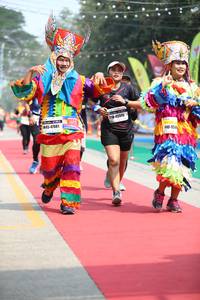 BIB: 45515, 47081, 154
                            <button type="button" onclick="openModal(7360273)" class="btn btn-primary btn-sm float-right btn-popup" data-toggle="modal" data-target=".modal-high-quality">
                        <i class="fas fa-shopping-cart"></i> Add to Cart
                    </button>
                                            <button type="button" onclick="isThisMe(7360273, true)" class="btn btn-success btn-sm float-right btn-popup btn-isme hidden" data-toggle="tooltip" data-placement="bottom" title="นี่คือรูปของคุณใช่ไหม คลิกที่นี่เพื่อเอาเข้าอัลบั้ม">
                        <i class="fas fa-plus"></i> Add to album
                    </button>
                    <button type="button" onclick="isThisMe(7360273, false)" class="btn btn-warning btn-sm float-right btn-popup btn-isnotme hidden">
                        <i class="fas fa-ban"></i> Remove from album
                    </button>