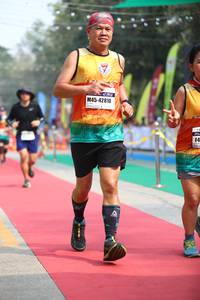 BIB: 42810
                            <button type="button" onclick="openModal(7366553)" class="btn btn-primary btn-sm float-right btn-popup" data-toggle="modal" data-target=".modal-high-quality">
                        <i class="fas fa-shopping-cart"></i> Add to Cart
                    </button>
                                            <button type="button" onclick="isThisMe(7366553, true)" class="btn btn-success btn-sm float-right btn-popup btn-isme hidden" data-toggle="tooltip" data-placement="bottom" title="นี่คือรูปของคุณใช่ไหม คลิกที่นี่เพื่อเอาเข้าอัลบั้ม">
                        <i class="fas fa-plus"></i> Add to album
                    </button>
                    <button type="button" onclick="isThisMe(7366553, false)" class="btn btn-warning btn-sm float-right btn-popup btn-isnotme hidden">
                        <i class="fas fa-ban"></i> Remove from album
                    </button>