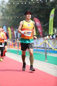 BIB: 42650
                            <button type="button" onclick="openModal(7359183)" class="btn btn-primary btn-sm float-right btn-popup" data-toggle="modal" data-target=".modal-high-quality">
                        <i class="fas fa-shopping-cart"></i> Add to Cart
                    </button>
                                            <button type="button" onclick="isThisMe(7359183, true)" class="btn btn-success btn-sm float-right btn-popup btn-isme hidden" data-toggle="tooltip" data-placement="bottom" title="นี่คือรูปของคุณใช่ไหม คลิกที่นี่เพื่อเอาเข้าอัลบั้ม">
                        <i class="fas fa-plus"></i> Add to album
                    </button>
                    <button type="button" onclick="isThisMe(7359183, false)" class="btn btn-warning btn-sm float-right btn-popup btn-isnotme hidden">
                        <i class="fas fa-ban"></i> Remove from album
                    </button>