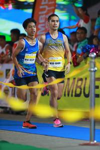 BIB: 1653, 10408
                            <button type="button" onclick="openModal(7328408)" class="btn btn-primary btn-sm float-right btn-popup" data-toggle="modal" data-target=".modal-high-quality">
                        <i class="fas fa-shopping-cart"></i> Add to Cart
                    </button>
                                            <button type="button" onclick="isThisMe(7328408, true)" class="btn btn-success btn-sm float-right btn-popup btn-isme hidden" data-toggle="tooltip" data-placement="bottom" title="นี่คือรูปของคุณใช่ไหม คลิกที่นี่เพื่อเอาเข้าอัลบั้ม">
                        <i class="fas fa-plus"></i> Add to album
                    </button>
                    <button type="button" onclick="isThisMe(7328408, false)" class="btn btn-warning btn-sm float-right btn-popup btn-isnotme hidden">
                        <i class="fas fa-ban"></i> Remove from album
                    </button>
