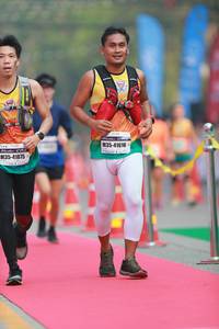 BIB: 41616, 41875
                            <button type="button" onclick="openModal(7847013)" class="btn btn-primary btn-sm float-right btn-popup" data-toggle="modal" data-target=".modal-high-quality">
                        <i class="fas fa-shopping-cart"></i> Add to Cart
                    </button>
                                            <button type="button" onclick="isThisMe(7847013, true)" class="btn btn-success btn-sm float-right btn-popup btn-isme hidden" data-toggle="tooltip" data-placement="bottom" title="นี่คือรูปของคุณใช่ไหม คลิกที่นี่เพื่อเอาเข้าอัลบั้ม">
                        <i class="fas fa-plus"></i> Add to album
                    </button>
                    <button type="button" onclick="isThisMe(7847013, false)" class="btn btn-warning btn-sm float-right btn-popup btn-isnotme hidden">
                        <i class="fas fa-ban"></i> Remove from album
                    </button>