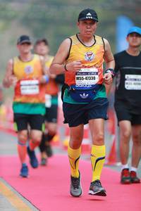 BIB: 12152, 47330
                            <button type="button" onclick="openModal(7856136)" class="btn btn-primary btn-sm float-right btn-popup" data-toggle="modal" data-target=".modal-high-quality">
                        <i class="fas fa-shopping-cart"></i> Add to Cart
                    </button>
                                            <button type="button" onclick="isThisMe(7856136, true)" class="btn btn-success btn-sm float-right btn-popup btn-isme hidden" data-toggle="tooltip" data-placement="bottom" title="นี่คือรูปของคุณใช่ไหม คลิกที่นี่เพื่อเอาเข้าอัลบั้ม">
                        <i class="fas fa-plus"></i> Add to album
                    </button>
                    <button type="button" onclick="isThisMe(7856136, false)" class="btn btn-warning btn-sm float-right btn-popup btn-isnotme hidden">
                        <i class="fas fa-ban"></i> Remove from album
                    </button>
