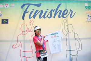 BIB: 42195, 40239
                            <button type="button" onclick="openModal(7758497)" class="btn btn-primary btn-sm float-right btn-popup" data-toggle="modal" data-target=".modal-high-quality">
                        <i class="fas fa-shopping-cart"></i> Add to Cart
                    </button>
                                            <button type="button" onclick="isThisMe(7758497, true)" class="btn btn-success btn-sm float-right btn-popup btn-isme hidden" data-toggle="tooltip" data-placement="bottom" title="นี่คือรูปของคุณใช่ไหม คลิกที่นี่เพื่อเอาเข้าอัลบั้ม">
                        <i class="fas fa-plus"></i> Add to album
                    </button>
                    <button type="button" onclick="isThisMe(7758497, false)" class="btn btn-warning btn-sm float-right btn-popup btn-isnotme hidden">
                        <i class="fas fa-ban"></i> Remove from album
                    </button>