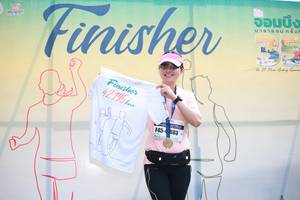 BIB: 42195, 383
                            <button type="button" onclick="openModal(7750643)" class="btn btn-primary btn-sm float-right btn-popup" data-toggle="modal" data-target=".modal-high-quality">
                        <i class="fas fa-shopping-cart"></i> Add to Cart
                    </button>
                                            <button type="button" onclick="isThisMe(7750643, true)" class="btn btn-success btn-sm float-right btn-popup btn-isme hidden" data-toggle="tooltip" data-placement="bottom" title="นี่คือรูปของคุณใช่ไหม คลิกที่นี่เพื่อเอาเข้าอัลบั้ม">
                        <i class="fas fa-plus"></i> Add to album
                    </button>
                    <button type="button" onclick="isThisMe(7750643, false)" class="btn btn-warning btn-sm float-right btn-popup btn-isnotme hidden">
                        <i class="fas fa-ban"></i> Remove from album
                    </button>