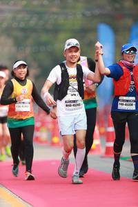 BIB: 45330, 4545, 45243
                            <button type="button" onclick="openModal(7720325)" class="btn btn-primary btn-sm float-right btn-popup" data-toggle="modal" data-target=".modal-high-quality">
                        <i class="fas fa-shopping-cart"></i> Add to Cart
                    </button>
                                            <button type="button" onclick="isThisMe(7720325, true)" class="btn btn-success btn-sm float-right btn-popup btn-isme hidden" data-toggle="tooltip" data-placement="bottom" title="นี่คือรูปของคุณใช่ไหม คลิกที่นี่เพื่อเอาเข้าอัลบั้ม">
                        <i class="fas fa-plus"></i> Add to album
                    </button>
                    <button type="button" onclick="isThisMe(7720325, false)" class="btn btn-warning btn-sm float-right btn-popup btn-isnotme hidden">
                        <i class="fas fa-ban"></i> Remove from album
                    </button>