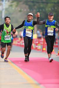 BIB: 41894, 50485, 47899
                            <button type="button" onclick="openModal(7740159)" class="btn btn-primary btn-sm float-right btn-popup" data-toggle="modal" data-target=".modal-high-quality">
                        <i class="fas fa-shopping-cart"></i> Add to Cart
                    </button>
                                            <button type="button" onclick="isThisMe(7740159, true)" class="btn btn-success btn-sm float-right btn-popup btn-isme hidden" data-toggle="tooltip" data-placement="bottom" title="นี่คือรูปของคุณใช่ไหม คลิกที่นี่เพื่อเอาเข้าอัลบั้ม">
                        <i class="fas fa-plus"></i> Add to album
                    </button>
                    <button type="button" onclick="isThisMe(7740159, false)" class="btn btn-warning btn-sm float-right btn-popup btn-isnotme hidden">
                        <i class="fas fa-ban"></i> Remove from album
                    </button>