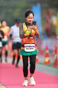BIB: 121, 48114
                            <button type="button" onclick="openModal(7690314)" class="btn btn-primary btn-sm float-right btn-popup" data-toggle="modal" data-target=".modal-high-quality">
                        <i class="fas fa-shopping-cart"></i> Add to Cart
                    </button>
                                            <button type="button" onclick="isThisMe(7690314, true)" class="btn btn-success btn-sm float-right btn-popup btn-isme hidden" data-toggle="tooltip" data-placement="bottom" title="นี่คือรูปของคุณใช่ไหม คลิกที่นี่เพื่อเอาเข้าอัลบั้ม">
                        <i class="fas fa-plus"></i> Add to album
                    </button>
                    <button type="button" onclick="isThisMe(7690314, false)" class="btn btn-warning btn-sm float-right btn-popup btn-isnotme hidden">
                        <i class="fas fa-ban"></i> Remove from album
                    </button>