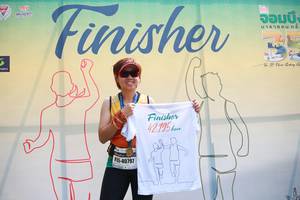 BIB: 1100, 42195, 40797
                            <button type="button" onclick="openModal(7762317)" class="btn btn-primary btn-sm float-right btn-popup" data-toggle="modal" data-target=".modal-high-quality">
                        <i class="fas fa-shopping-cart"></i> Add to Cart
                    </button>
                                            <button type="button" onclick="isThisMe(7762317, true)" class="btn btn-success btn-sm float-right btn-popup btn-isme hidden" data-toggle="tooltip" data-placement="bottom" title="นี่คือรูปของคุณใช่ไหม คลิกที่นี่เพื่อเอาเข้าอัลบั้ม">
                        <i class="fas fa-plus"></i> Add to album
                    </button>
                    <button type="button" onclick="isThisMe(7762317, false)" class="btn btn-warning btn-sm float-right btn-popup btn-isnotme hidden">
                        <i class="fas fa-ban"></i> Remove from album
                    </button>