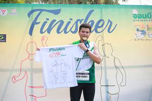 BIB: 180, 42195, 43061
                            <button type="button" onclick="openModal(7752907)" class="btn btn-primary btn-sm float-right btn-popup" data-toggle="modal" data-target=".modal-high-quality">
                        <i class="fas fa-shopping-cart"></i> Add to Cart
                    </button>
                                            <button type="button" onclick="isThisMe(7752907, true)" class="btn btn-success btn-sm float-right btn-popup btn-isme hidden" data-toggle="tooltip" data-placement="bottom" title="นี่คือรูปของคุณใช่ไหม คลิกที่นี่เพื่อเอาเข้าอัลบั้ม">
                        <i class="fas fa-plus"></i> Add to album
                    </button>
                    <button type="button" onclick="isThisMe(7752907, false)" class="btn btn-warning btn-sm float-right btn-popup btn-isnotme hidden">
                        <i class="fas fa-ban"></i> Remove from album
                    </button>