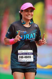 BIB: 2013, 42195, 40413
                            <button type="button" onclick="openModal(7835846)" class="btn btn-primary btn-sm float-right btn-popup" data-toggle="modal" data-target=".modal-high-quality">
                        <i class="fas fa-shopping-cart"></i> Add to Cart
                    </button>
                                            <button type="button" onclick="isThisMe(7835846, true)" class="btn btn-success btn-sm float-right btn-popup btn-isme hidden" data-toggle="tooltip" data-placement="bottom" title="นี่คือรูปของคุณใช่ไหม คลิกที่นี่เพื่อเอาเข้าอัลบั้ม">
                        <i class="fas fa-plus"></i> Add to album
                    </button>
                    <button type="button" onclick="isThisMe(7835846, false)" class="btn btn-warning btn-sm float-right btn-popup btn-isnotme hidden">
                        <i class="fas fa-ban"></i> Remove from album
                    </button>