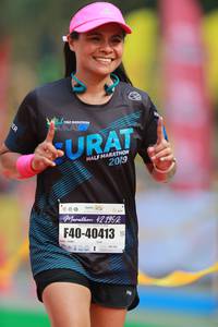 BIB: 2019, 42195, 40413
                            <button type="button" onclick="openModal(7835823)" class="btn btn-primary btn-sm float-right btn-popup" data-toggle="modal" data-target=".modal-high-quality">
                        <i class="fas fa-shopping-cart"></i> Add to Cart
                    </button>
                                            <button type="button" onclick="isThisMe(7835823, true)" class="btn btn-success btn-sm float-right btn-popup btn-isme hidden" data-toggle="tooltip" data-placement="bottom" title="นี่คือรูปของคุณใช่ไหม คลิกที่นี่เพื่อเอาเข้าอัลบั้ม">
                        <i class="fas fa-plus"></i> Add to album
                    </button>
                    <button type="button" onclick="isThisMe(7835823, false)" class="btn btn-warning btn-sm float-right btn-popup btn-isnotme hidden">
                        <i class="fas fa-ban"></i> Remove from album
                    </button>