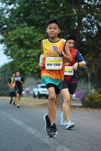 BIB: 17408, 17516
                            <button type="button" onclick="openModal(7285885)" class="btn btn-primary btn-sm float-right btn-popup" data-toggle="modal" data-target=".modal-high-quality">
                        <i class="fas fa-shopping-cart"></i> Add to Cart
                    </button>
                                            <button type="button" onclick="isThisMe(7285885, true)" class="btn btn-success btn-sm float-right btn-popup btn-isme hidden" data-toggle="tooltip" data-placement="bottom" title="นี่คือรูปของคุณใช่ไหม คลิกที่นี่เพื่อเอาเข้าอัลบั้ม">
                        <i class="fas fa-plus"></i> Add to album
                    </button>
                    <button type="button" onclick="isThisMe(7285885, false)" class="btn btn-warning btn-sm float-right btn-popup btn-isnotme hidden">
                        <i class="fas fa-ban"></i> Remove from album
                    </button>