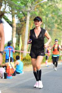 BIB: 460
                            <button type="button" onclick="openModal(7842801)" class="btn btn-primary btn-sm float-right btn-popup" data-toggle="modal" data-target=".modal-high-quality">
                        <i class="fas fa-shopping-cart"></i> Add to Cart
                    </button>
                                            <button type="button" onclick="isThisMe(7842801, true)" class="btn btn-success btn-sm float-right btn-popup btn-isme hidden" data-toggle="tooltip" data-placement="bottom" title="นี่คือรูปของคุณใช่ไหม คลิกที่นี่เพื่อเอาเข้าอัลบั้ม">
                        <i class="fas fa-plus"></i> Add to album
                    </button>
                    <button type="button" onclick="isThisMe(7842801, false)" class="btn btn-warning btn-sm float-right btn-popup btn-isnotme hidden">
                        <i class="fas fa-ban"></i> Remove from album
                    </button>