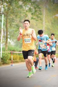 BIB: 5215, 45219
                            <button type="button" onclick="openModal(7830096)" class="btn btn-primary btn-sm float-right btn-popup" data-toggle="modal" data-target=".modal-high-quality">
                        <i class="fas fa-shopping-cart"></i> Add to Cart
                    </button>
                                            <button type="button" onclick="isThisMe(7830096, true)" class="btn btn-success btn-sm float-right btn-popup btn-isme hidden" data-toggle="tooltip" data-placement="bottom" title="นี่คือรูปของคุณใช่ไหม คลิกที่นี่เพื่อเอาเข้าอัลบั้ม">
                        <i class="fas fa-plus"></i> Add to album
                    </button>
                    <button type="button" onclick="isThisMe(7830096, false)" class="btn btn-warning btn-sm float-right btn-popup btn-isnotme hidden">
                        <i class="fas fa-ban"></i> Remove from album
                    </button>