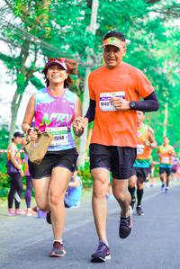 BIB: 404, 25748
                            <button type="button" onclick="openModal(8656447)" class="btn btn-primary btn-sm float-right btn-popup" data-toggle="modal" data-target=".modal-high-quality">
                        <i class="fas fa-shopping-cart"></i> Add to Cart
                    </button>
                                            <button type="button" onclick="isThisMe(8656447, true)" class="btn btn-success btn-sm float-right btn-popup btn-isme hidden" data-toggle="tooltip" data-placement="bottom" title="นี่คือรูปของคุณใช่ไหม คลิกที่นี่เพื่อเอาเข้าอัลบั้ม">
                        <i class="fas fa-plus"></i> Add to album
                    </button>
                    <button type="button" onclick="isThisMe(8656447, false)" class="btn btn-warning btn-sm float-right btn-popup btn-isnotme hidden">
                        <i class="fas fa-ban"></i> Remove from album
                    </button>