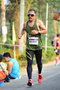 BIB: 4085
                            <button type="button" onclick="openModal(7833143)" class="btn btn-primary btn-sm float-right btn-popup" data-toggle="modal" data-target=".modal-high-quality">
                        <i class="fas fa-shopping-cart"></i> Add to Cart
                    </button>
                                            <button type="button" onclick="isThisMe(7833143, true)" class="btn btn-success btn-sm float-right btn-popup btn-isme hidden" data-toggle="tooltip" data-placement="bottom" title="นี่คือรูปของคุณใช่ไหม คลิกที่นี่เพื่อเอาเข้าอัลบั้ม">
                        <i class="fas fa-plus"></i> Add to album
                    </button>
                    <button type="button" onclick="isThisMe(7833143, false)" class="btn btn-warning btn-sm float-right btn-popup btn-isnotme hidden">
                        <i class="fas fa-ban"></i> Remove from album
                    </button>