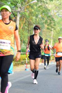 BIB: 40419
                            <button type="button" onclick="openModal(7842624)" class="btn btn-primary btn-sm float-right btn-popup" data-toggle="modal" data-target=".modal-high-quality">
                        <i class="fas fa-shopping-cart"></i> Add to Cart
                    </button>
                                            <button type="button" onclick="isThisMe(7842624, true)" class="btn btn-success btn-sm float-right btn-popup btn-isme hidden" data-toggle="tooltip" data-placement="bottom" title="นี่คือรูปของคุณใช่ไหม คลิกที่นี่เพื่อเอาเข้าอัลบั้ม">
                        <i class="fas fa-plus"></i> Add to album
                    </button>
                    <button type="button" onclick="isThisMe(7842624, false)" class="btn btn-warning btn-sm float-right btn-popup btn-isnotme hidden">
                        <i class="fas fa-ban"></i> Remove from album
                    </button>