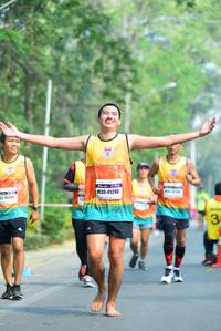 BIB: 41240, 41309
                            <button type="button" onclick="openModal(7866920)" class="btn btn-primary btn-sm float-right btn-popup" data-toggle="modal" data-target=".modal-high-quality">
                        <i class="fas fa-shopping-cart"></i> Add to Cart
                    </button>
                                            <button type="button" onclick="isThisMe(7866920, true)" class="btn btn-success btn-sm float-right btn-popup btn-isme hidden" data-toggle="tooltip" data-placement="bottom" title="นี่คือรูปของคุณใช่ไหม คลิกที่นี่เพื่อเอาเข้าอัลบั้ม">
                        <i class="fas fa-plus"></i> Add to album
                    </button>
                    <button type="button" onclick="isThisMe(7866920, false)" class="btn btn-warning btn-sm float-right btn-popup btn-isnotme hidden">
                        <i class="fas fa-ban"></i> Remove from album
                    </button>